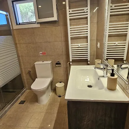 Georgia's Skyview Apartament Poros (Kefalonia)